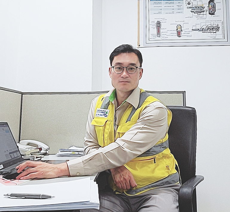 Since obtaining his Professional Engineer Welding qualification in 2014, Senior Manager Kim Jeong-heon has worked as an expert in nuclear power plant and welding.